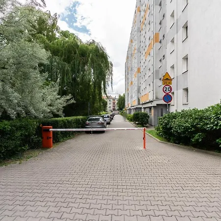 Apartment Floriana Stablewskiego By Renters *